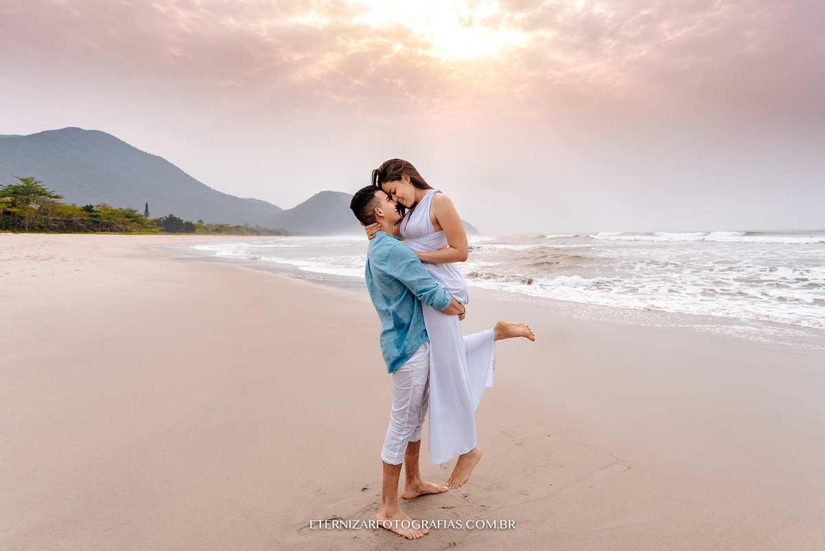 ENSAIO PRÉ-WEDDING NA PRAIA
ENSAIO CASAL NA PRAIA
ENSAIO DE CASAL EM UBATUBA-SP 
PRÉ-WEDDING PRAIA
FOTOGRAFO DE CASAMENTO BAURU-SP
ENSAIO PRÉ-WEDDING
NASCER DO SOL NA PRAIA 