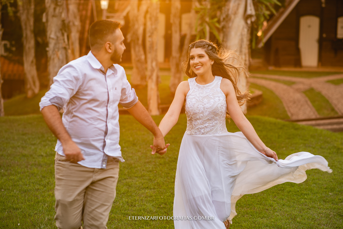 ENSAIO DE CASAL
FOTOGRAFIA DE CASAL POR DO SOL