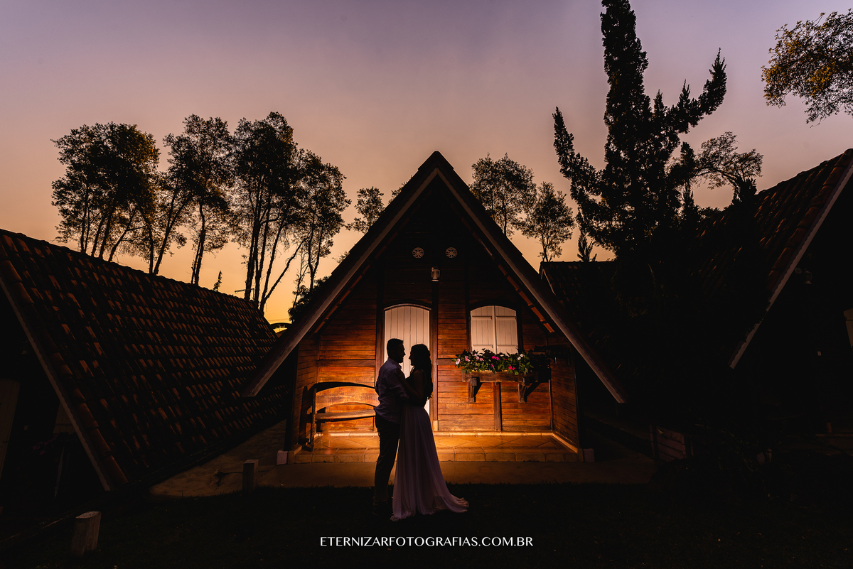 ENSAIO DE CASAL
FOTOGRAFIA DE CASAL POR DO SOL