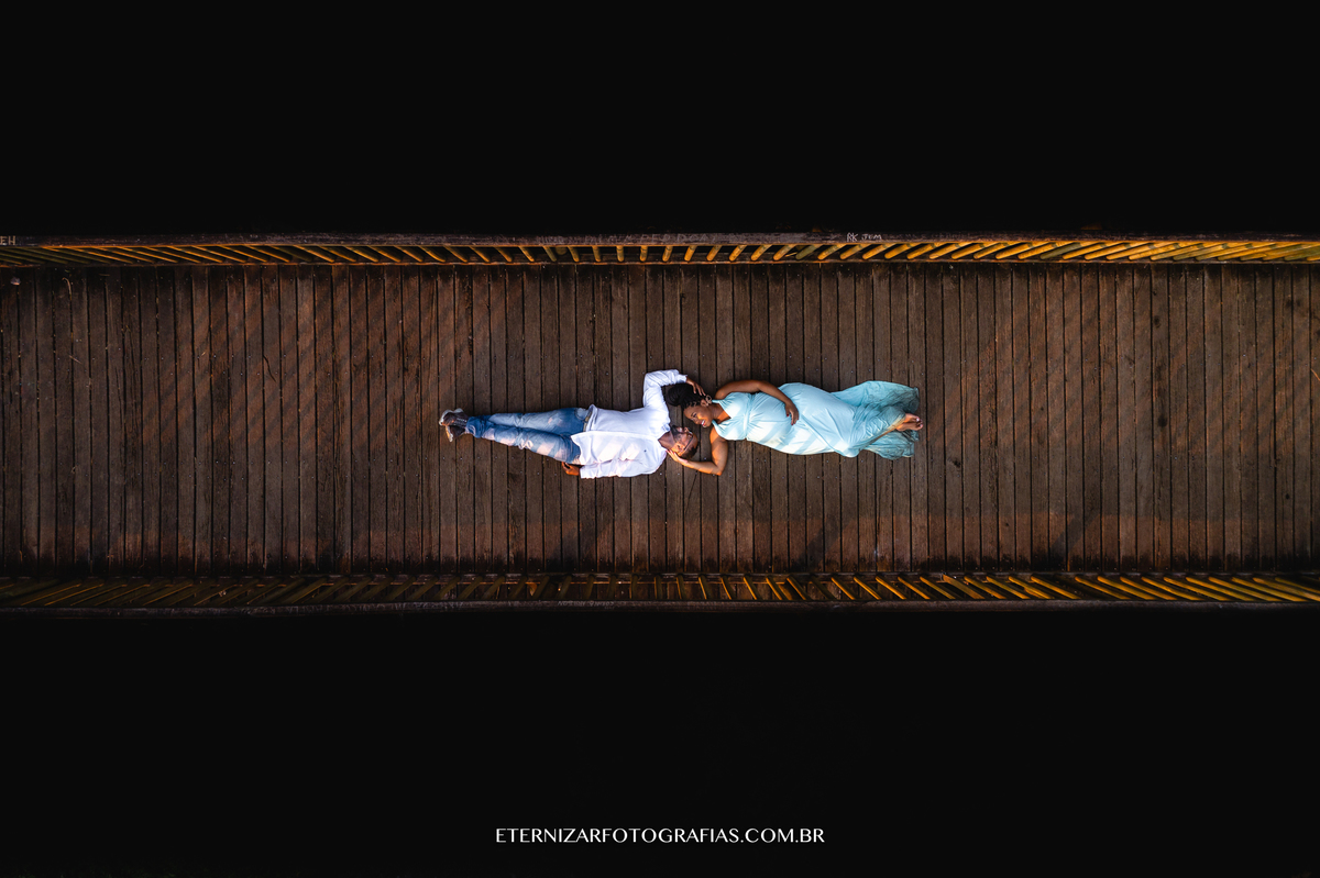 ENSAIO FOTOGRAFICO  GESTANTE EM PONTE COM DRONE -BROTAS