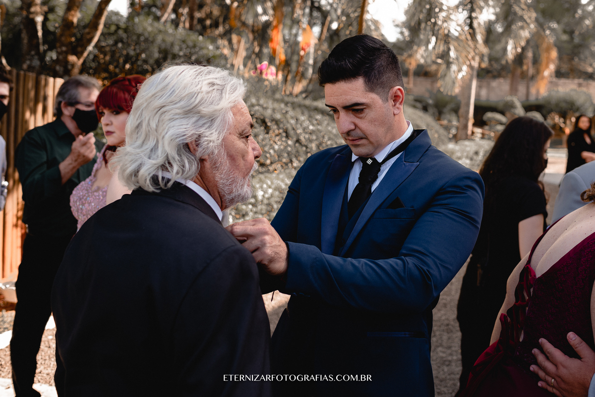 Casamento no Campo Chácara Veneza noivo e o pai 