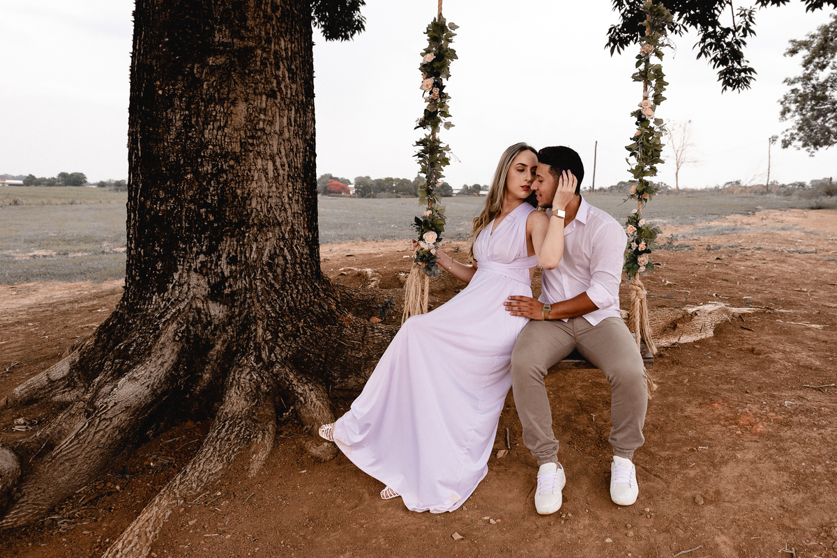 ENSAIO PRÉ-WEDDING EM HOLAMBRA-SP | PRÉ CASAMENTO HOLAMBRA-SP |  ENSAIO DE CASAL HOLAMBRA-SP | ENSAIO DE CASAL | 

FOTOS CASAL NO POR DO SOL | FOTOGRAFO DE CASAMENTO BAURU-SP | FOTOGRAFO EM BAURU-SP | HOLAMBRA CIDADE DAS FLORES

ENSAIO NO CAMPO DE FLORES 