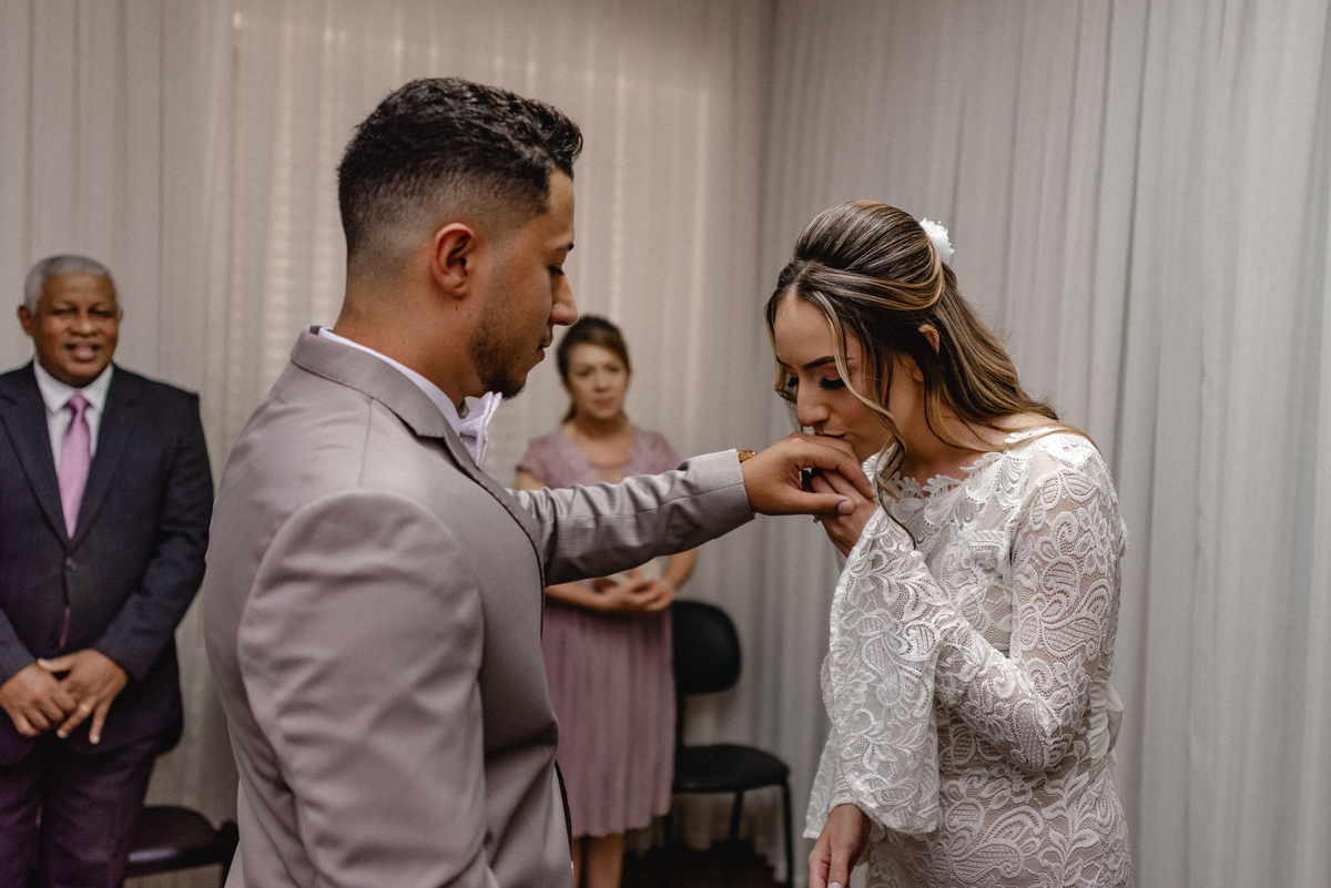 CASAMENTO NO CAMPO
MINI WEDDING
casamento civil, mini wedding, casamento intimista, casamento civil com recepção, fotografo de casamento em bauru-SP, fotografia de casamento ao ar livre