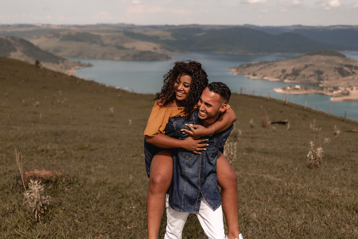 Ensaio Pré-Wedding Morro do gavião ensaio pré-wedding , morro do gavião ribeirão claro, ensaio no por do sol,ensaio casal no por do sol, ensaio de casal, fotografo de casamento em bauru-sp, noivas, fotografo de casamento, melhor fotografo de bauru