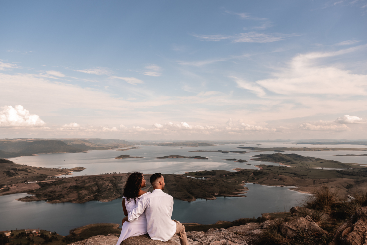 Ensaio Pré-Wedding Morro do gavião ensaio pré-wedding , morro do gavião ribeirão claro, ensaio no por do sol,ensaio casal no por do sol, ensaio de casal, fotografo de casamento em bauru-sp, noivas, fotografo de casamento, melhor fotografo de bauru
