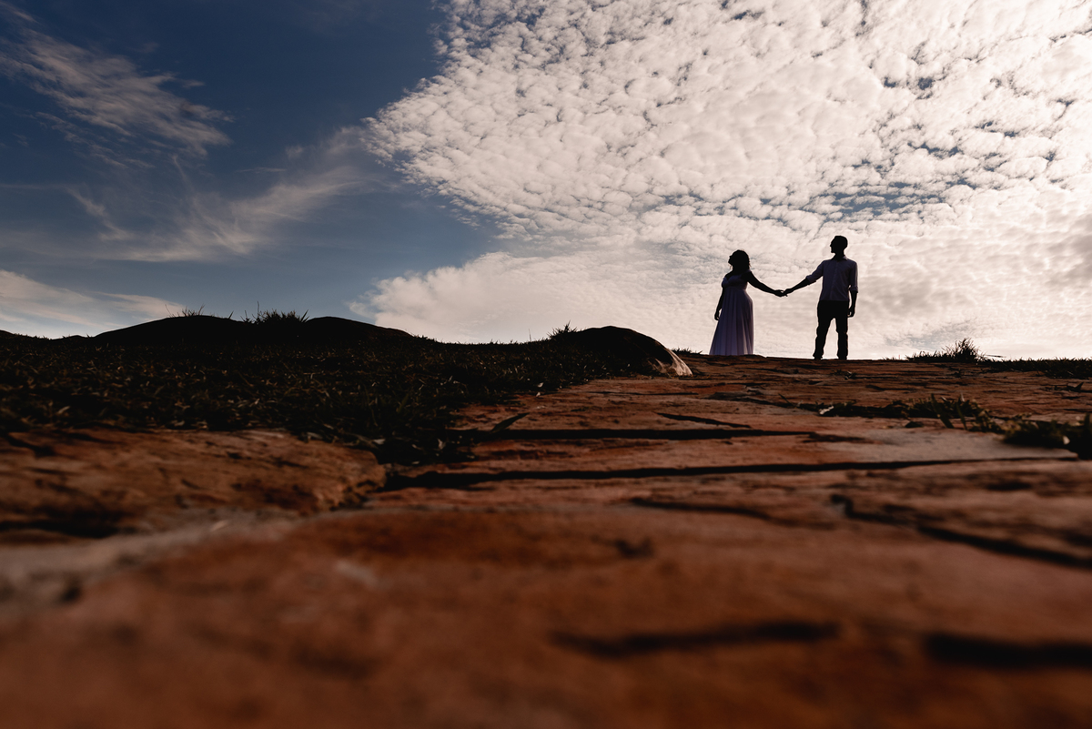 Ensaio Pré-Wedding Morro do gavião ensaio pré-wedding , morro do gavião ribeirão claro, ensaio no por do sol,ensaio casal no por do sol, ensaio de casal, fotografo de casamento em bauru-sp, noivas, fotografo de casamento, melhor fotografo de bauru
