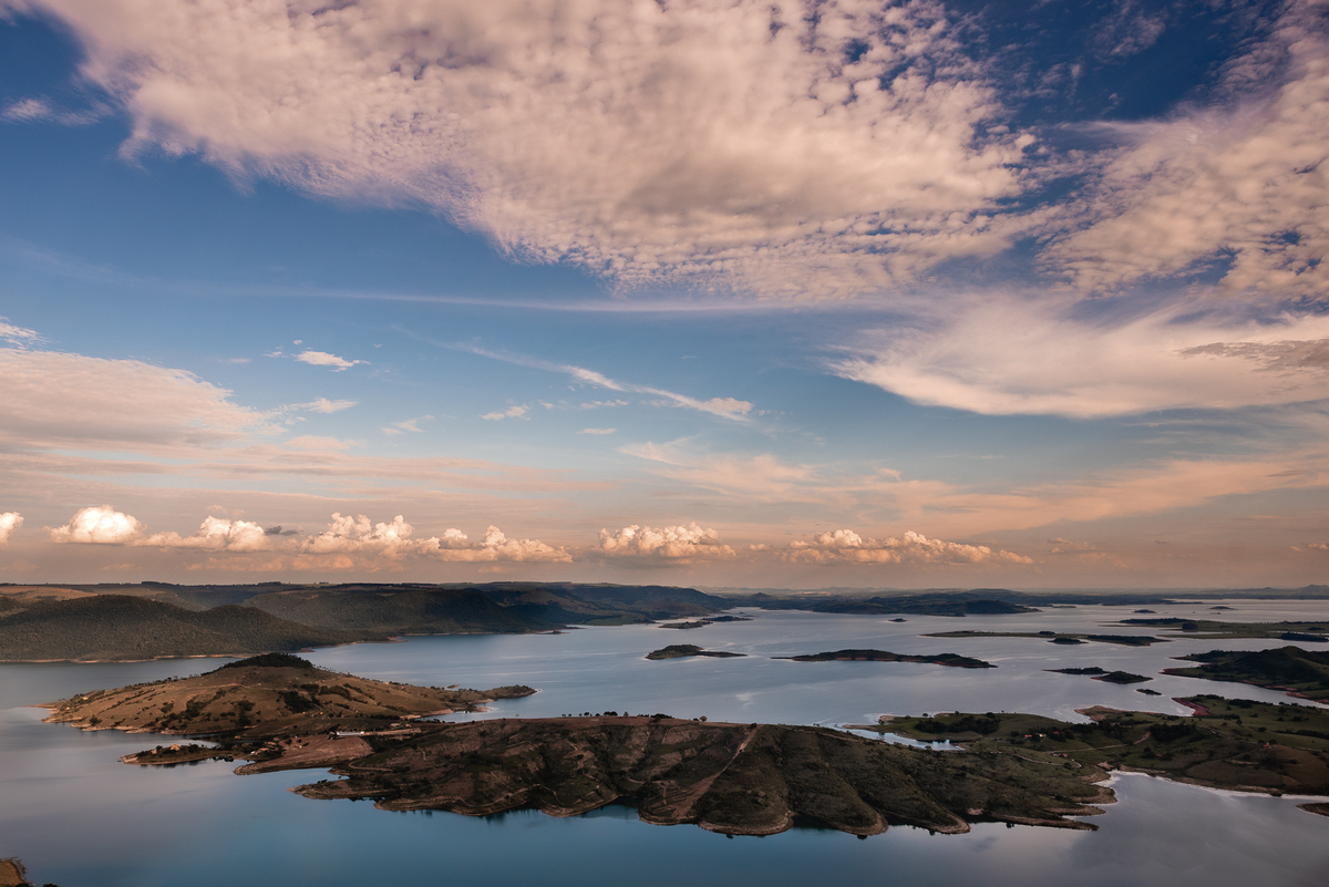 Ensaio Pré-Wedding Morro do gavião ensaio pré-wedding , morro do gavião ribeirão claro, ensaio no por do sol,ensaio casal no por do sol, ensaio de casal, fotografo de casamento em bauru-sp, noivas, fotografo de casamento, melhor fotografo de bauru
