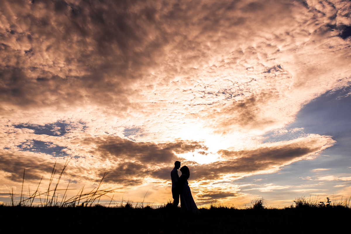 Ensaio Pré-Wedding Morro do gavião ensaio pré-wedding , morro do gavião ribeirão claro, ensaio no por do sol,ensaio casal no por do sol, ensaio de casal, fotografo de casamento em bauru-sp, noivas, fotografo de casamento, melhor fotografo de bauru