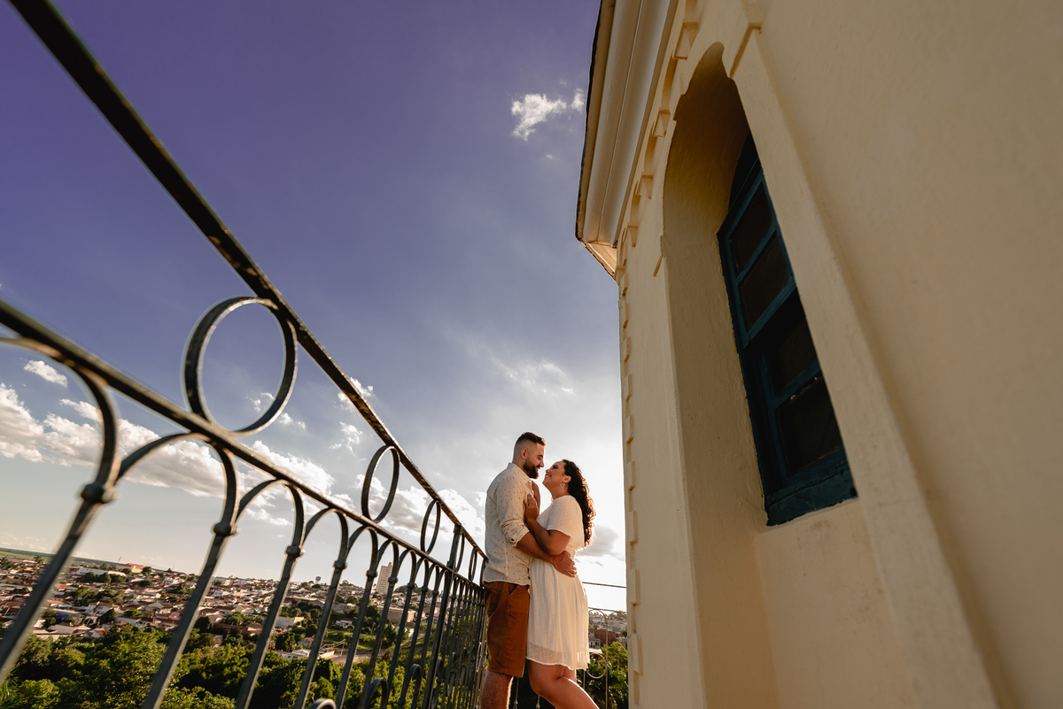 Ensaio Pré-Wedding Castelo Furlani ensaio pré-wedding em castelo, castelo furlani pederneiras-sp, castelo furlani, castelo, ensaio de casal castelo, fotografo de casamento em bauru-sp, noivas, fotografo de casamento, melhor fotografo de casamento 