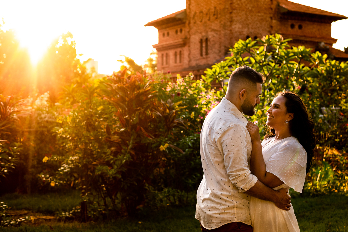 Ensaio Pré-Wedding Castelo Furlani ensaio pré-wedding em castelo, castelo furlani pederneiras-sp, castelo furlani, castelo, ensaio de casal castelo, fotografo de casamento em bauru-sp, noivas, fotografo de casamento, melhor fotografo de casamento 