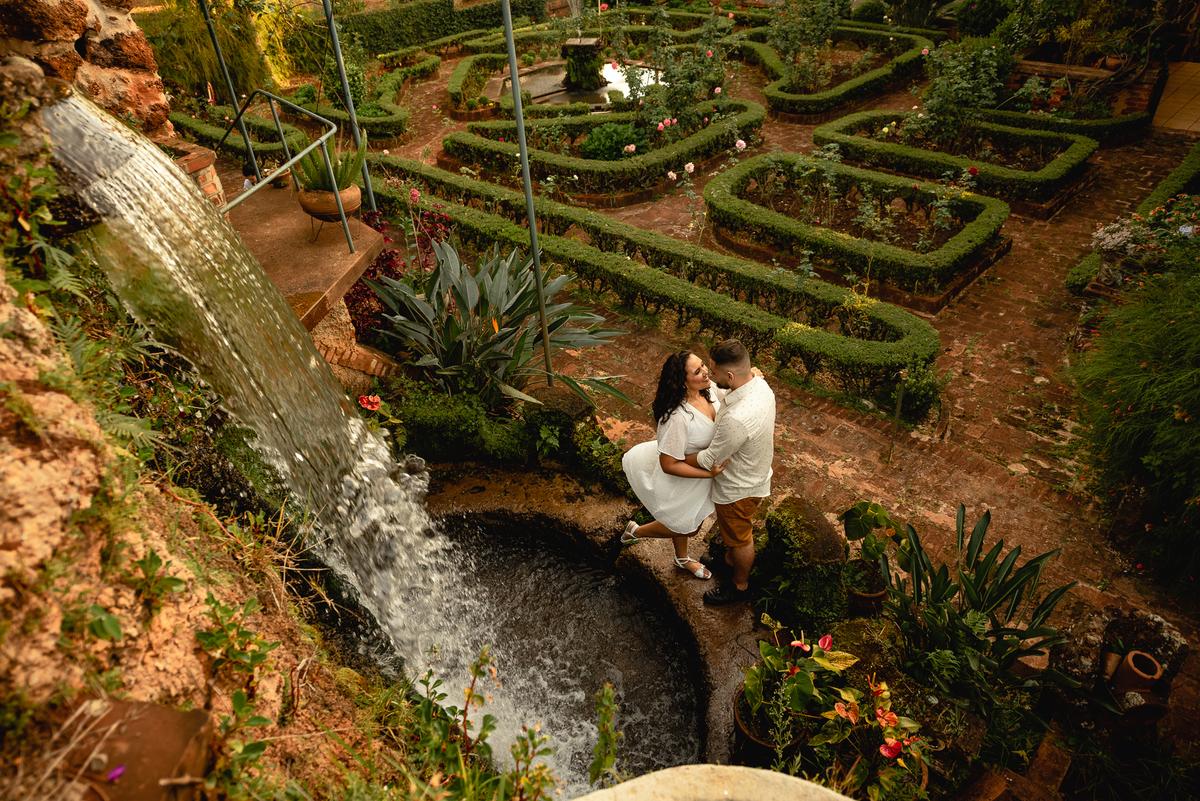 Ensaio Pré-Wedding Castelo Furlani ensaio pré-wedding em castelo, castelo furlani pederneiras-sp, castelo furlani, castelo, ensaio de casal castelo, fotografo de casamento em bauru-sp, noivas, fotografo de casamento, melhor fotografo de casamento 
