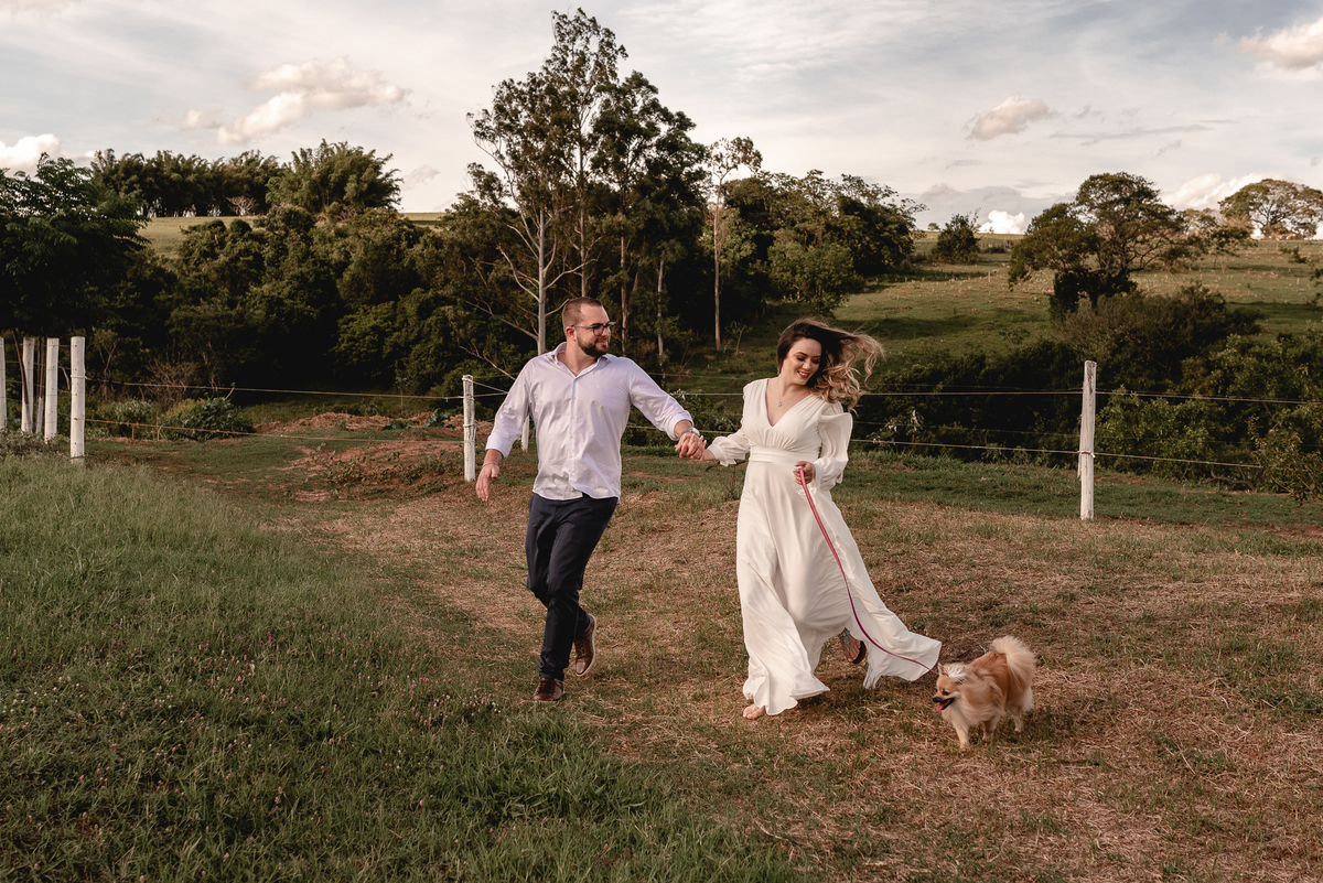 ENSAIO PRÉ-WEDDING HARAS EM PIRATININGA-SP | PRÉ CASAMENTO HARAS PIRATININGA-SP |  ENSAIO DE CASAL PIRATININGA-SP | ENSAIO DE CASAL EM HARAS | FOTOS CASAL NO POR DO SOL | FOTOGRAFO DE CASAMENTO BAURU-SP | FOTOGRAFO EM BAURU-SP | HARAS | HARAS PIRATININGA-