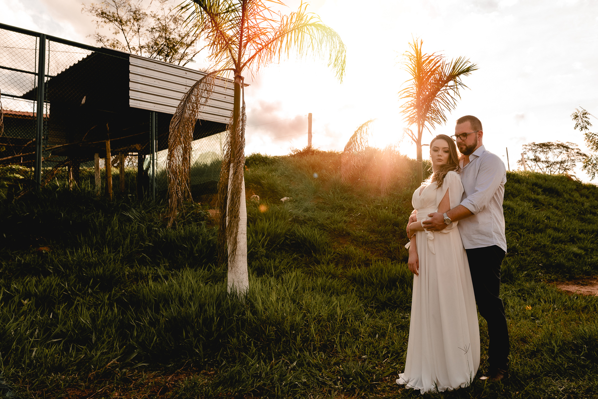 ENSAIO PRÉ-WEDDING HARAS EM PIRATININGA-SP | PRÉ CASAMENTO HARAS PIRATININGA-SP |  ENSAIO DE CASAL PIRATININGA-SP | ENSAIO DE CASAL EM HARAS | FOTOS CASAL NO POR DO SOL | FOTOGRAFO DE CASAMENTO BAURU-SP | FOTOGRAFO EM BAURU-SP | HARAS | HARAS PIRATININGA-