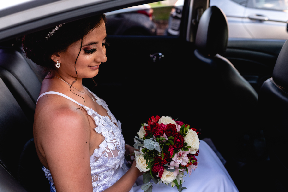 NOIVA NO CARRO, FOTOGRAFO DE CASAMENTO BAURU-SP , FOTOGRAFIA DE CASAMENTO, FOTOS DE CASAMENTO BAURU-SP, FOTOGRAFIA DE CASAMENTO BAURU-SP, FOTOGRAFO EM BAURU-SP