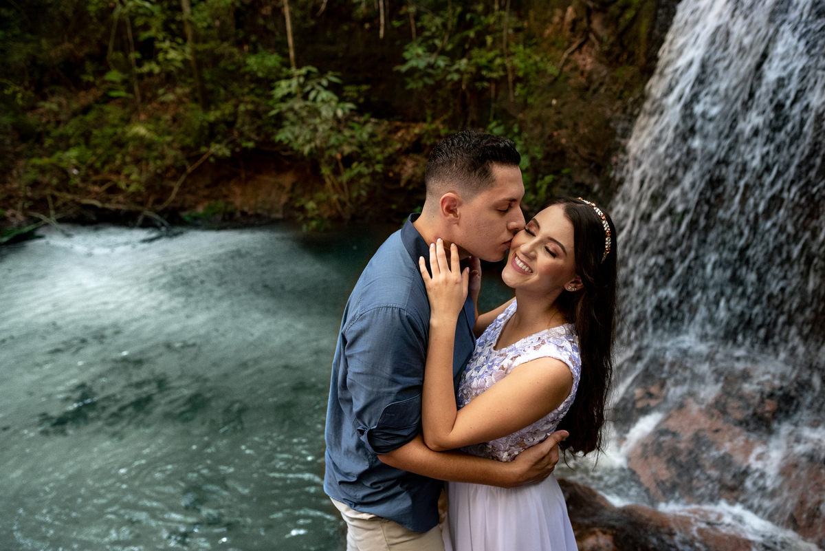 pré wedding, ensaio pré casamento, Gavea pousada, por do sol na gavea pousada, ensaio pré-wedding Gavea pousda, Fotografo de Casamento em bauru, fotografo de casamento em marilia, fotografo de casamento criativo