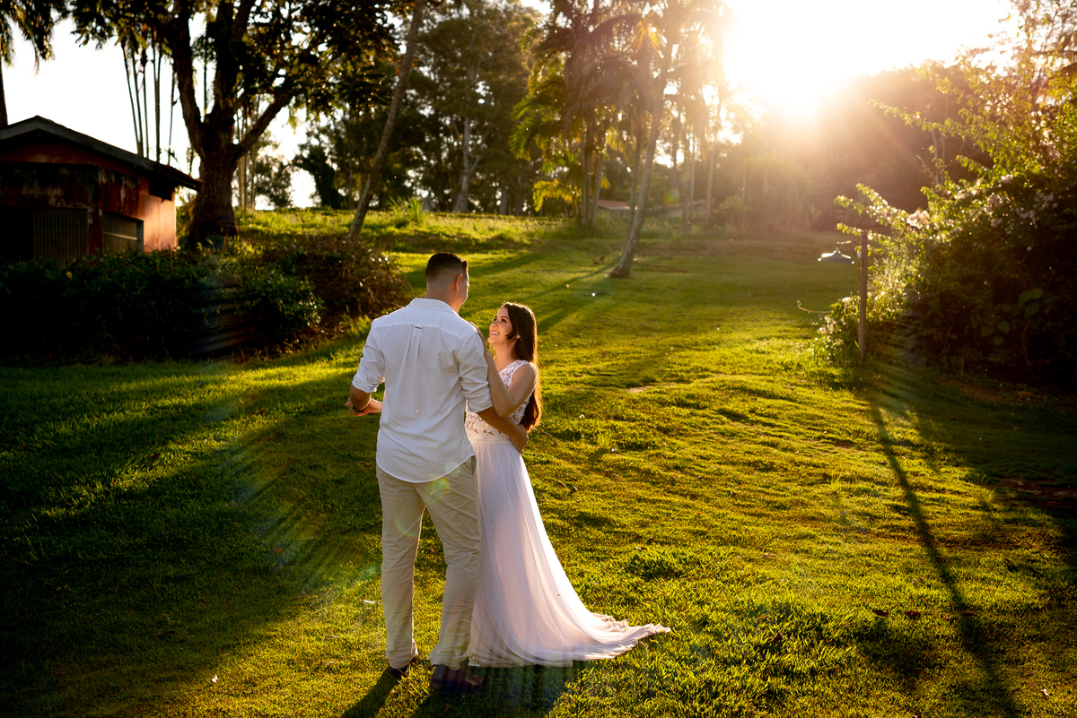 pré wedding, ensaio pré casamento, Gavea pousada, por do sol na gavea pousada, ensaio pré-wedding Gavea pousda, Fotografo de Casamento em bauru, fotografo de casamento em marilia, fotografo de casamento criativo