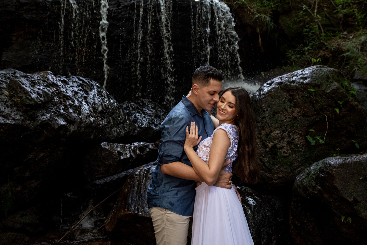 pré wedding, ensaio pré casamento, Gavea pousada, por do sol na gavea pousada, ensaio pré-wedding Gavea pousda, Fotografo de Casamento em bauru, fotografo de casamento em marilia, fotografo de casamento criativo