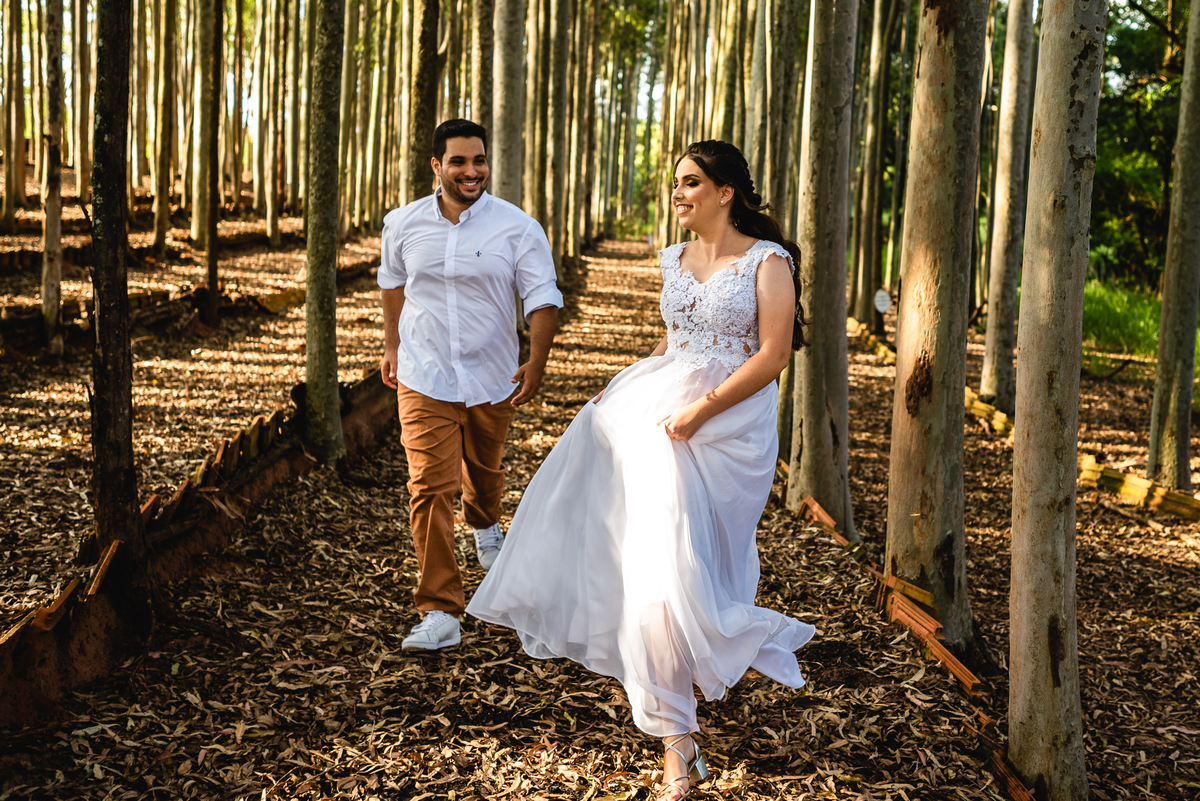 pré wedding, ensaio pré casamento, Espaço Light Piratininga, por do sol , ensaio pré-wedding espaço Piratininga, Fotografo de Casamento em bauru, fotografo de casamento em marilia, fotografo de casamento criativo