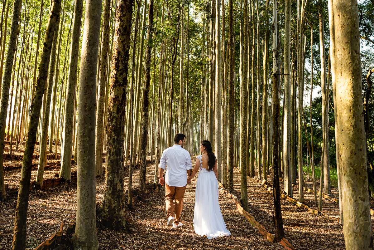 pré wedding, ensaio pré casamento, Espaço Light Piratininga, por do sol , ensaio pré-wedding espaço Piratininga, Fotografo de Casamento em bauru, fotografo de casamento em marilia, fotografo de casamento criativo