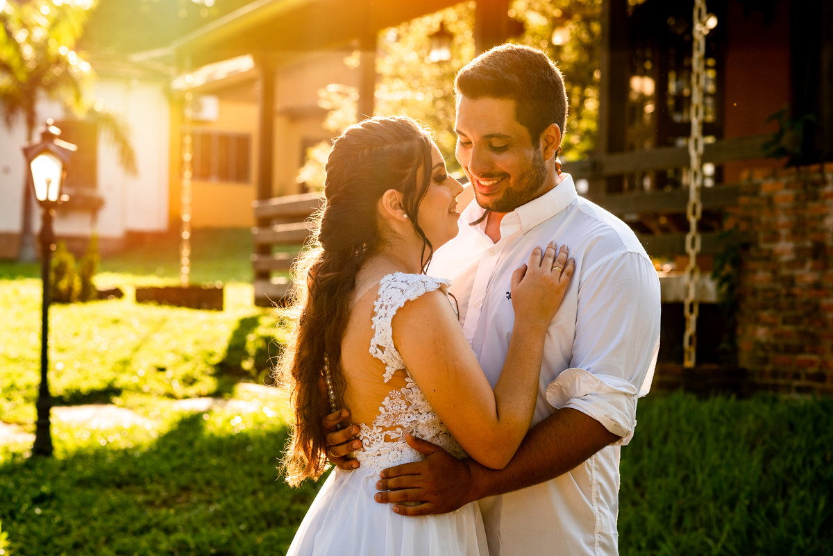 pré wedding, ensaio pré casamento, Espaço Light Piratininga, por do sol , ensaio pré-wedding espaço Piratininga, Fotografo de Casamento em bauru, fotografo de casamento em marilia, fotografo de casamento criativo