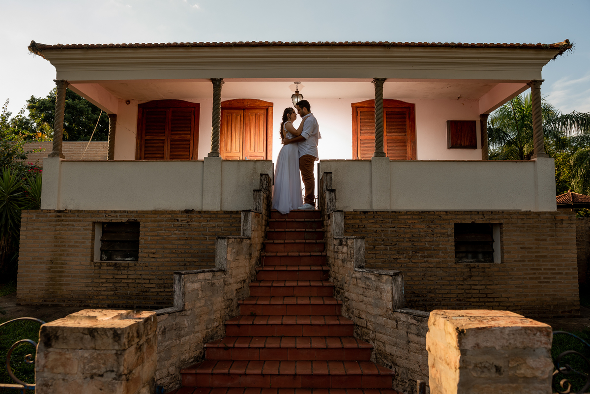 pré wedding, ensaio pré casamento, Espaço Light Piratininga, por do sol , ensaio pré-wedding espaço Piratininga, Fotografo de Casamento em bauru, fotografo de casamento em marilia, fotografo de casamento criativo