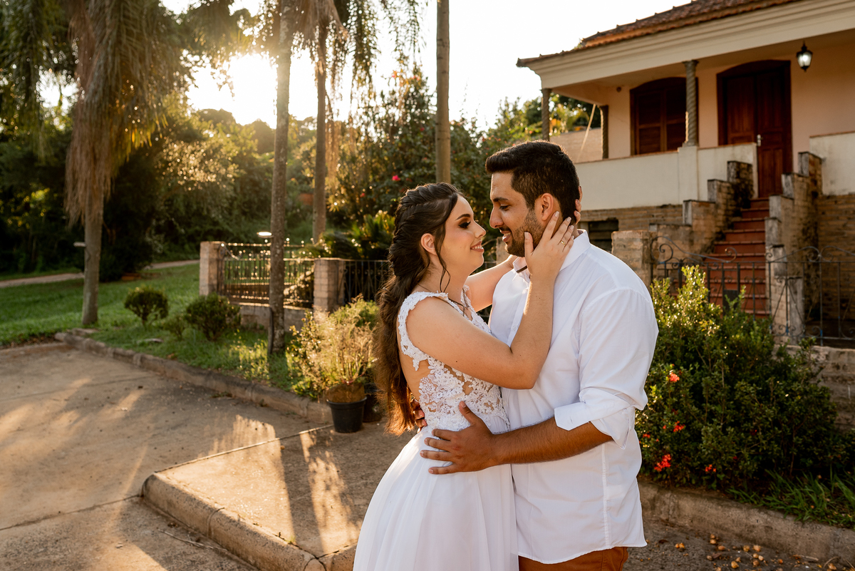 pré wedding, ensaio pré casamento, Espaço Light Piratininga, por do sol , ensaio pré-wedding espaço Piratininga, Fotografo de Casamento em bauru, fotografo de casamento em marilia, fotografo de casamento criativo