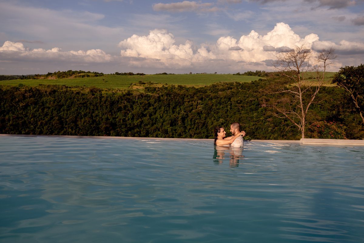 ENSAIO PRÉ-WEDDING RECANTO DAS CACHOEIRAS EM BROTAS-SP | PRÉ CASAMENTO RECANTO DAS CACHOEIRAS BROTAS-SP |  ENSAIO DE CASAL BROTAS-SP | ENSAIO DE CASAL RECANTO DAS CACHOEIRAS | FOTOS CASAL NO POR DO SOL | FOTOGRAFO DE CASAMENTO BAURU-SP | FOTOGRAFO EM BAUR