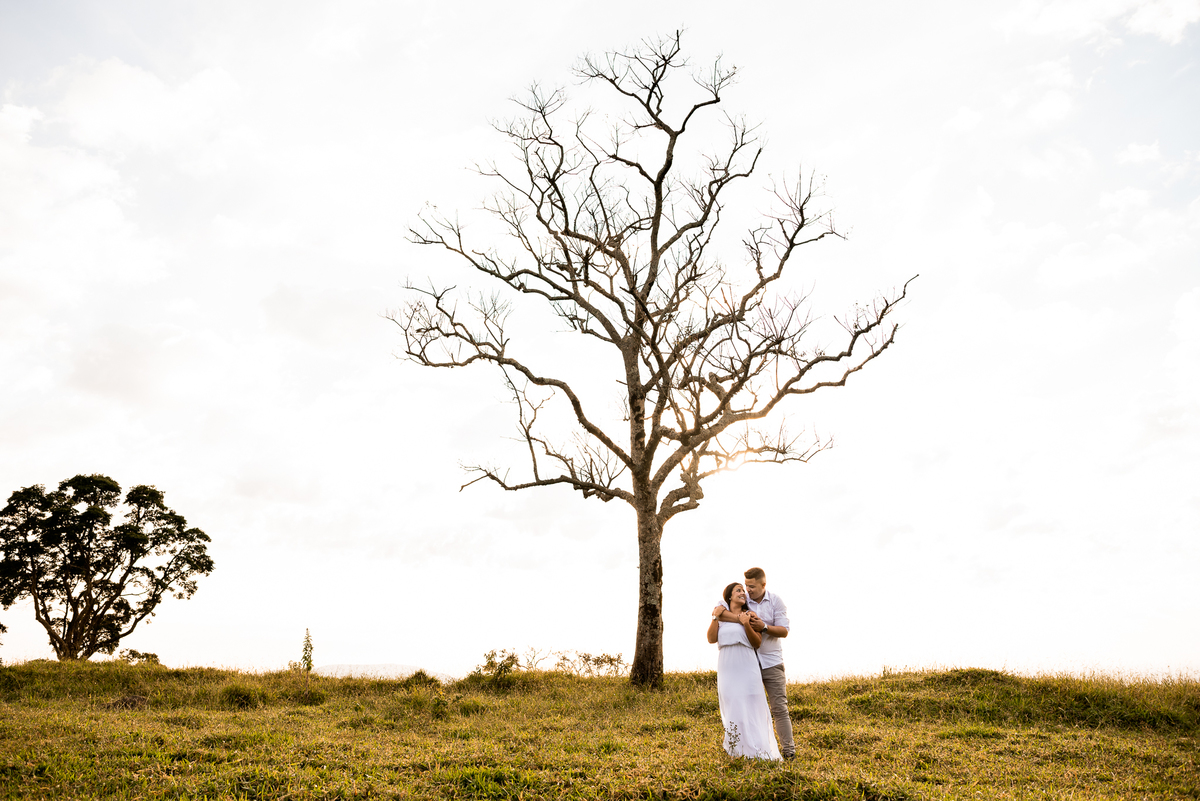 ENSAIO PRÉ-WEDDING GIGANTE ADORMECIDO | PRÉ CASAMENTO PARDINHO-SP |  ENSAIO DE CASAL PRÉ WEDDING | ENSAIO DE CASAL | FOTOS CASAL NO NASCER DO SOL  | FOTOGRAFO DE CASAMENTO BAURU-SP | FOTOGRAFO EM BAURU-SP | ENSAIO PRÉ WEDDING NO NASCER DO   | ENSAIO CASAL