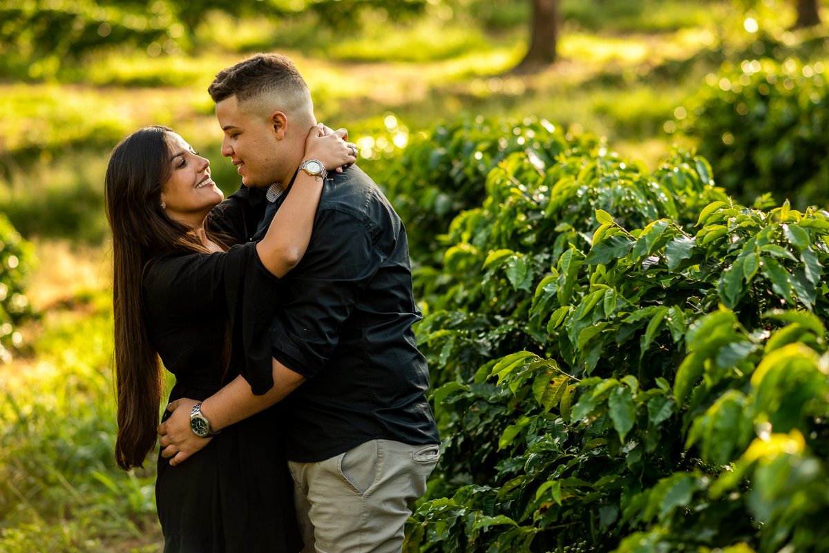 ENSAIO PRÉ-WEDDING GIGANTE ADORMECIDO | PRÉ CASAMENTO PARDINHO-SP |  ENSAIO DE CASAL PRÉ WEDDING | ENSAIO DE CASAL | FOTOS CASAL NO NASCER DO SOL  | FOTOGRAFO DE CASAMENTO BAURU-SP | FOTOGRAFO EM BAURU-SP | ENSAIO PRÉ WEDDING NO NASCER DO   | ENSAIO CASAL