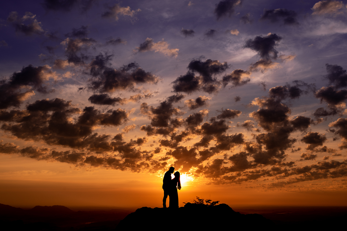 ENSAIO PRÉ-WEDDING GIGANTE ADORMECIDO | PRÉ CASAMENTO PARDINHO-SP |  ENSAIO DE CASAL PRÉ WEDDING | ENSAIO DE CASAL | FOTOS CASAL NO NASCER DO SOL  | FOTOGRAFO DE CASAMENTO BAURU-SP | FOTOGRAFO EM BAURU-SP | ENSAIO PRÉ WEDDING NO NASCER DO   | ENSAIO CASAL