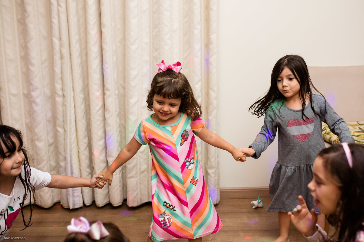 festa de aniversario infantil em casa tema decoraçao pocoyo cama elastica thais mazzoco fotografia