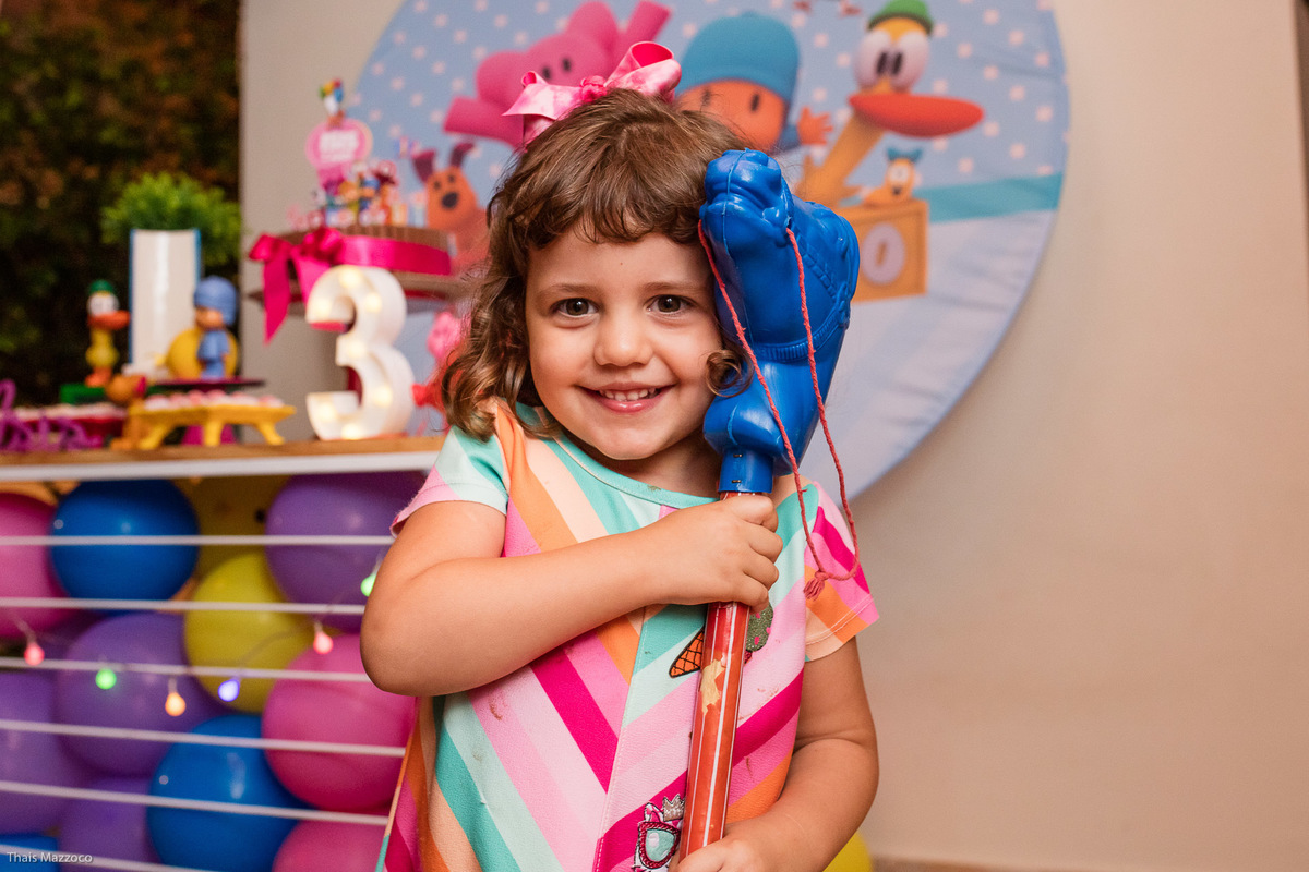 festa de aniversario infantil em casa tema decoraçao pocoyo cama elastica thais mazzoco fotografia
