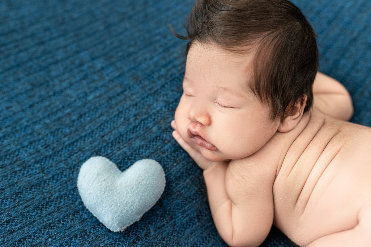 Beleza em ensaio recém-nascido
