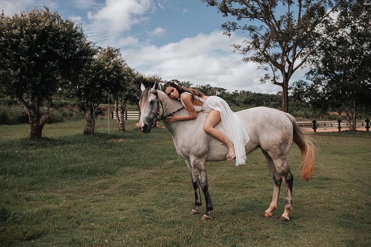 daniela, braz, Xinguara, ensaio, feminino, flaviomarques, fotografo, xinguara, casamento, ensaio, sensual, cavalo, mulher, estudio, fotos, criativas, noivas, casamento, make, fazenda, 15 anos, flaviomarquesfotografias