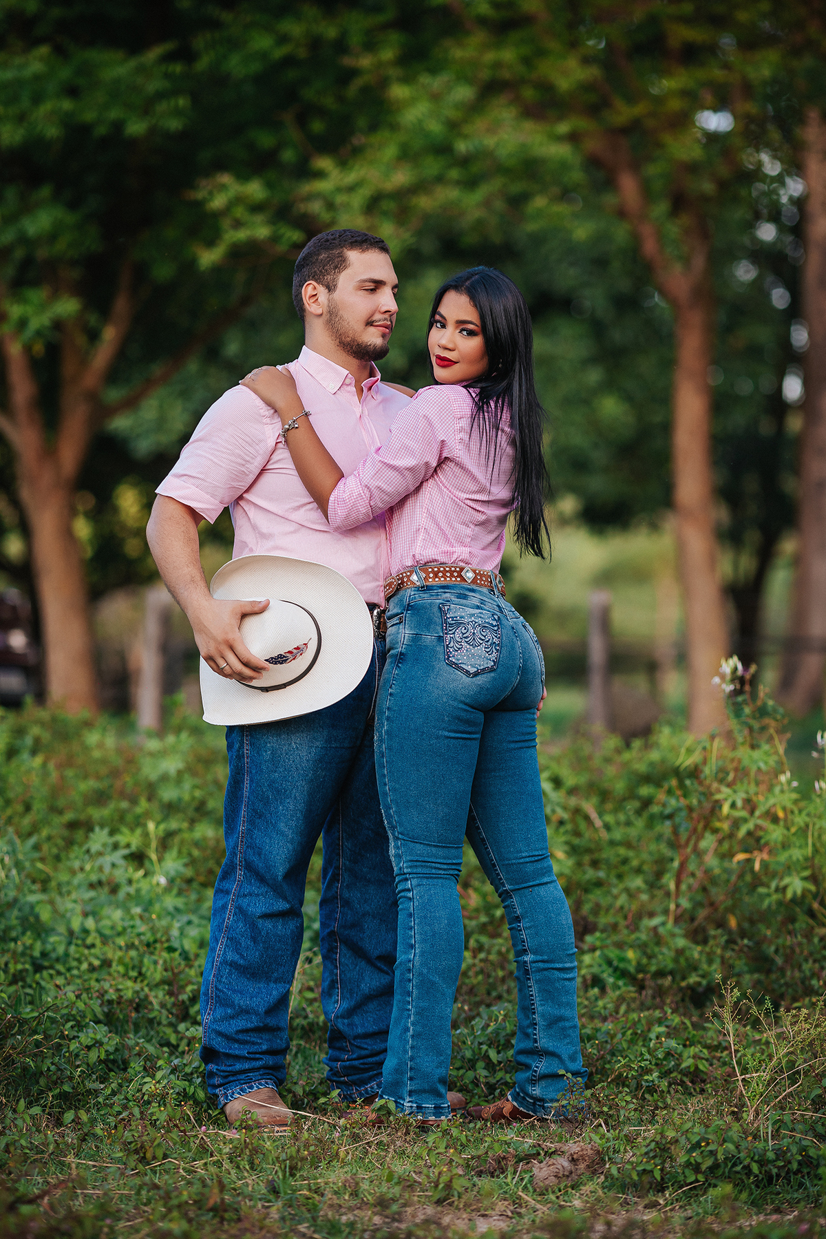 ensaio, feminino, cowntry, fazenda, casal, ensaiofeminino, moda, flaviomarques, fotografias, xinguara, sensual, fazenda, fotografia, aniversario, fax, xinguara