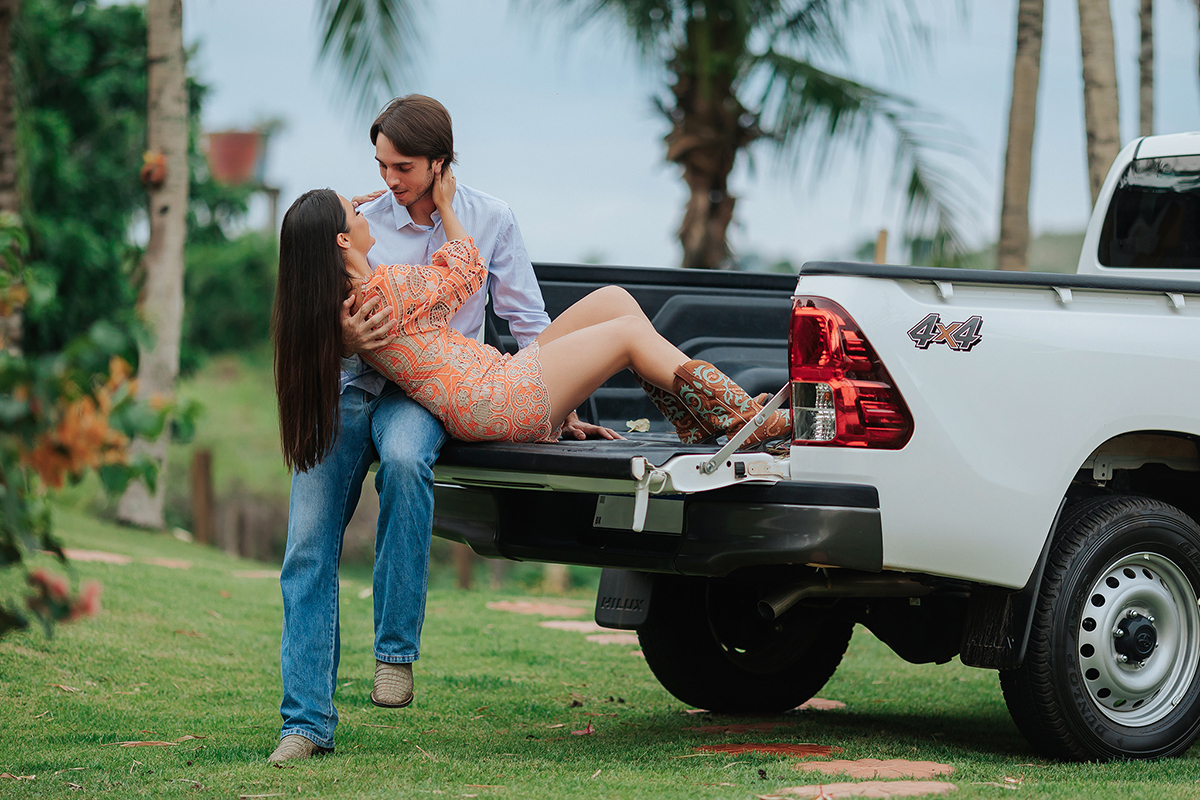 ensaio, casal, brunna, mateus, kothe , transportadora, primavera, xinguara, casal, xinguara, noivos, pré-casamento, vestido, noiva