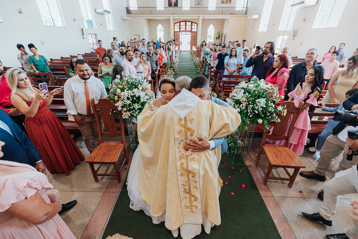 casamento, xinguara, noiva, fotos, retratos, maquiagem, noiva, cabelo, fotos, incriveis, maquagem, fotografia, igreja, catolica, joias, 