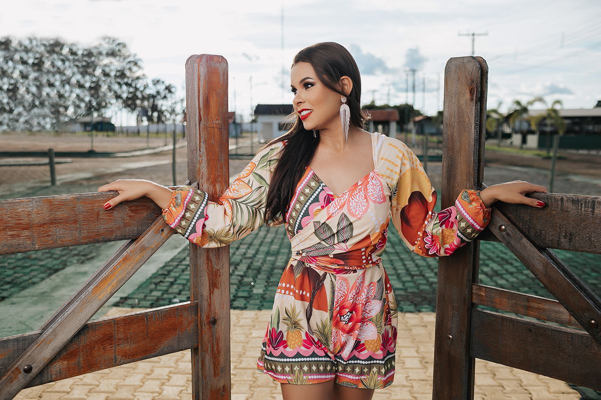 carol, queiroz, ensaio, sensual, feminino, estudio, xinguara, fotos, flaviomarquesfotografias, ensaios, criativos, luz, sensual, lingerie, silicone, peitos, look