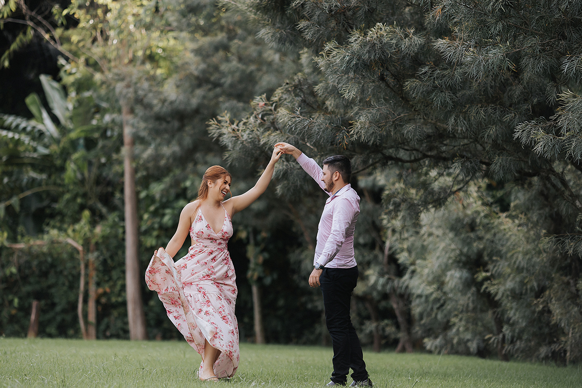 ensaio, casal, casamento, pré-casamento, noivos, vestido, maquiagem, paisagem, matinha, eventos, xinguara, flavio, marques, fotografias, fotografo, flaviomarquesfotografias, amor, familia, sorriso, casal, verde, xinguara, pará