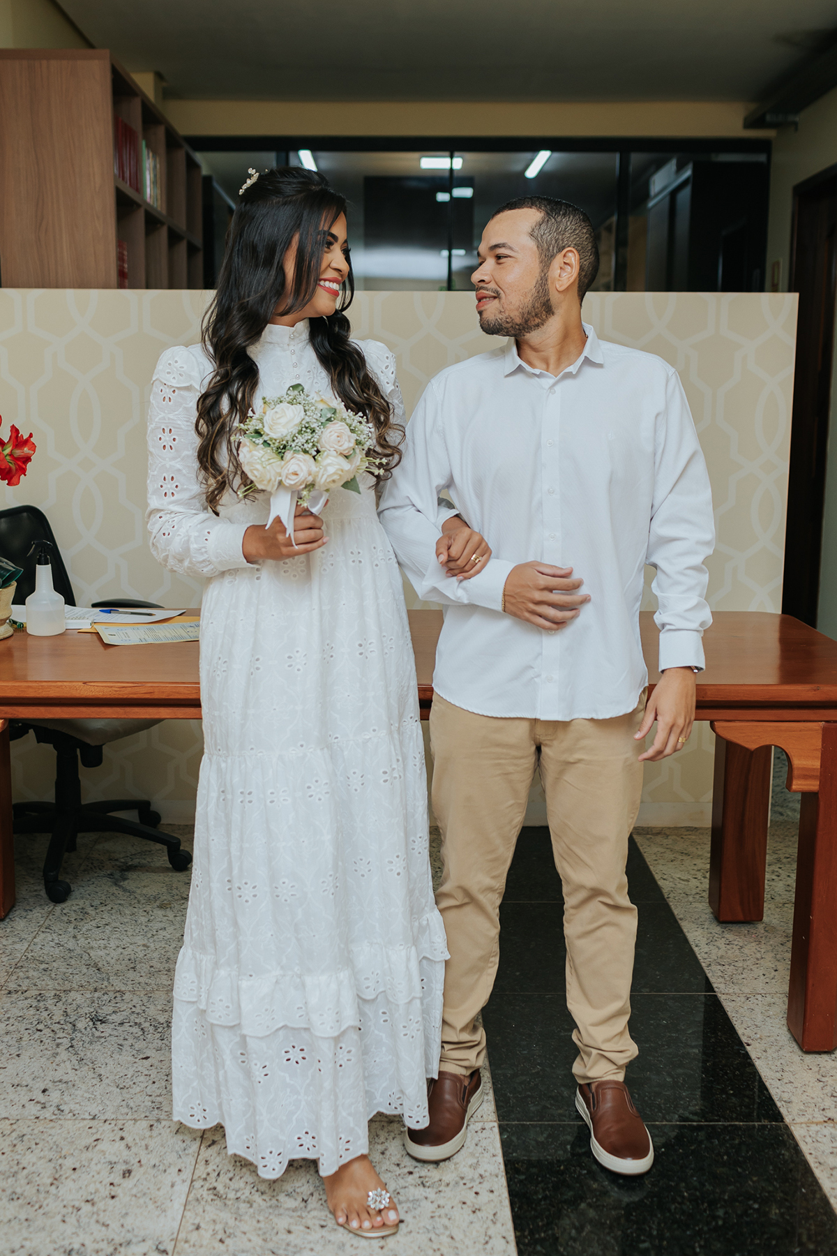 casal, joyce, leo, casamento, ensaio, cartório, xinguara, noiva, vestido, noiva, maquiagem, fotografo, flavio, marques, fotografias, estudio, externa, ensaio, feminino, mulher, homem, xinguara, pará, flaviomarquesfotografias