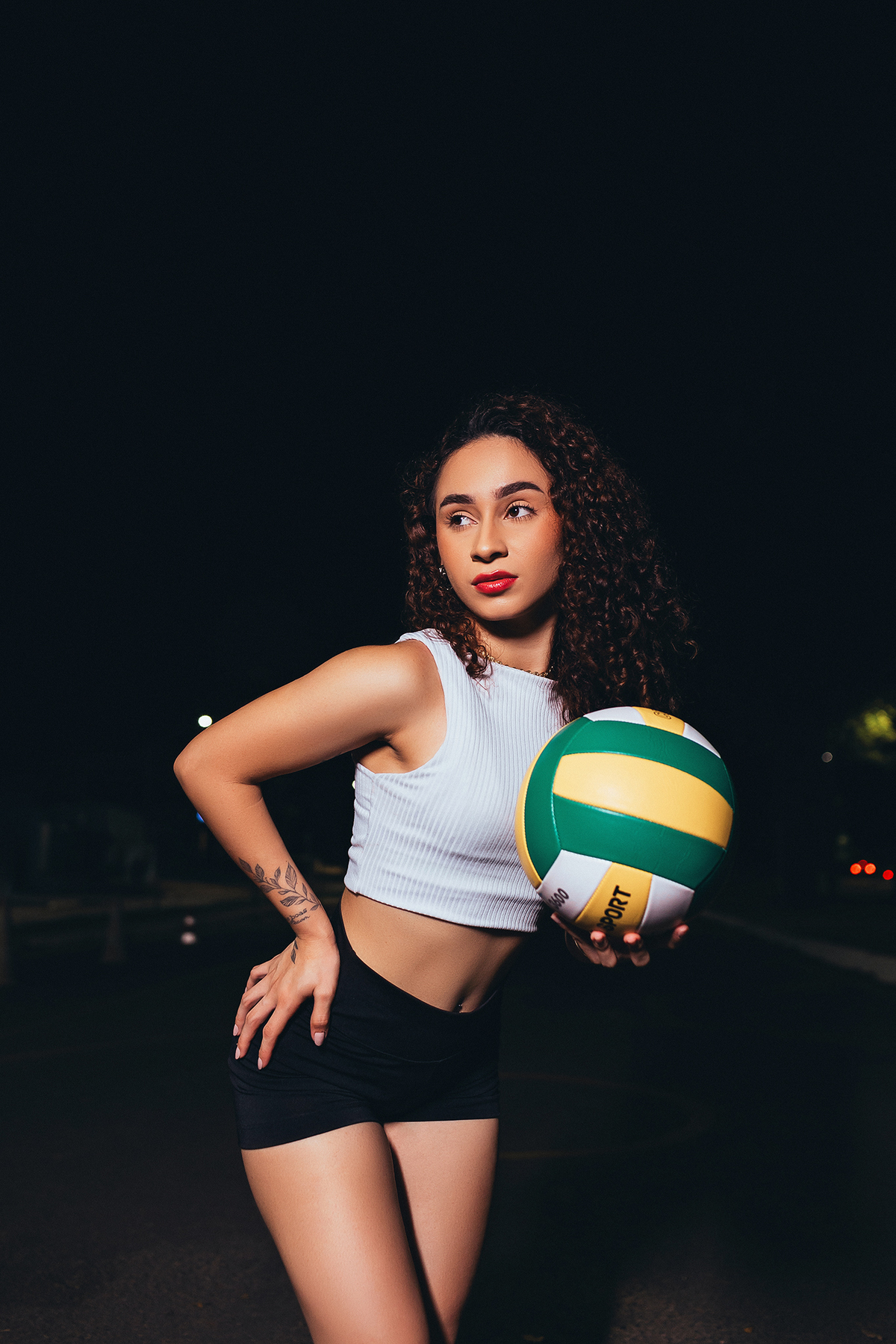 ensaio feminino, fotografia feminina, retratos femininos, ensaio intimista, empoderamento feminino, fotos ao ar livre, sessão de fotos criativa, ensaio de moda, book feminino, estilo pessoal, beleza natural, poses femininas, flaviomarquesfotografias