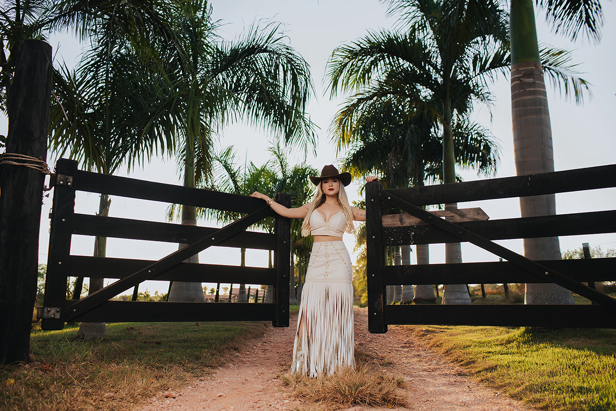 Vitoria, cavalcante, xinguara, styllus, cosméticos, flaviomarquesfotografias, ensaio, rainha fax, fax 2024, concurso, rainha fax, ensaio, feminino, country, sexy, sensual, mulher, ensaio externo, fotos, flaviomarques