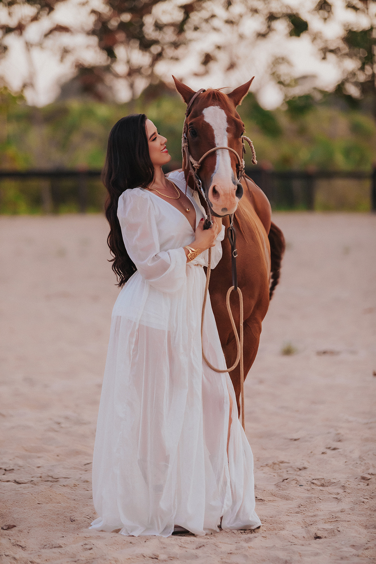 alline, teixeira, ensaio, fotográfico, xinguara, flaviomarques, fotografias, sensual, country, mulher, sexy, cavalos, fim do dia, por do sol, sol, verão, rainha, fax, 2024