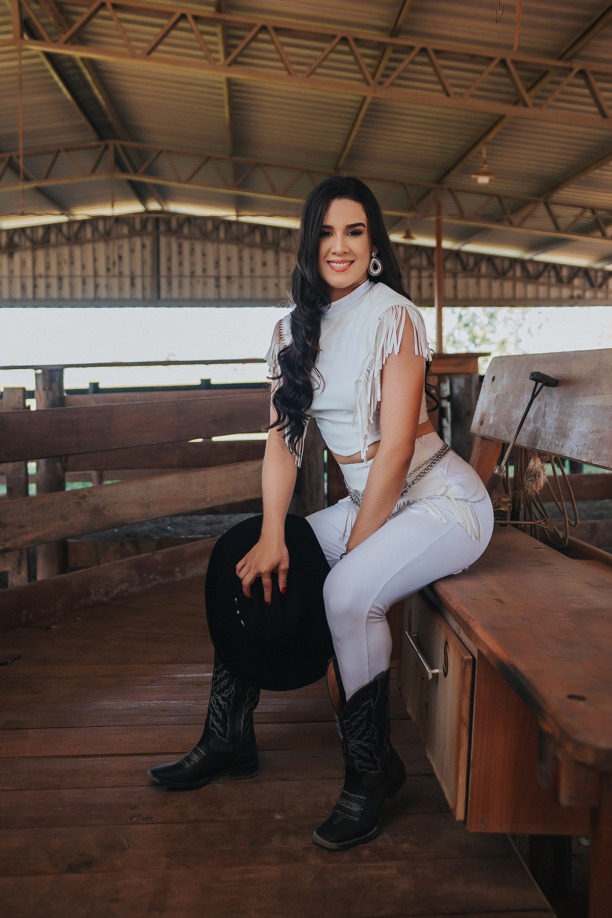 alline, teixeira, ensaio, fotográfico, xinguara, flaviomarques, fotografias, sensual, country, mulher, sexy, cavalos, fim do dia, por do sol, sol, verão, rainha, fax, 2024