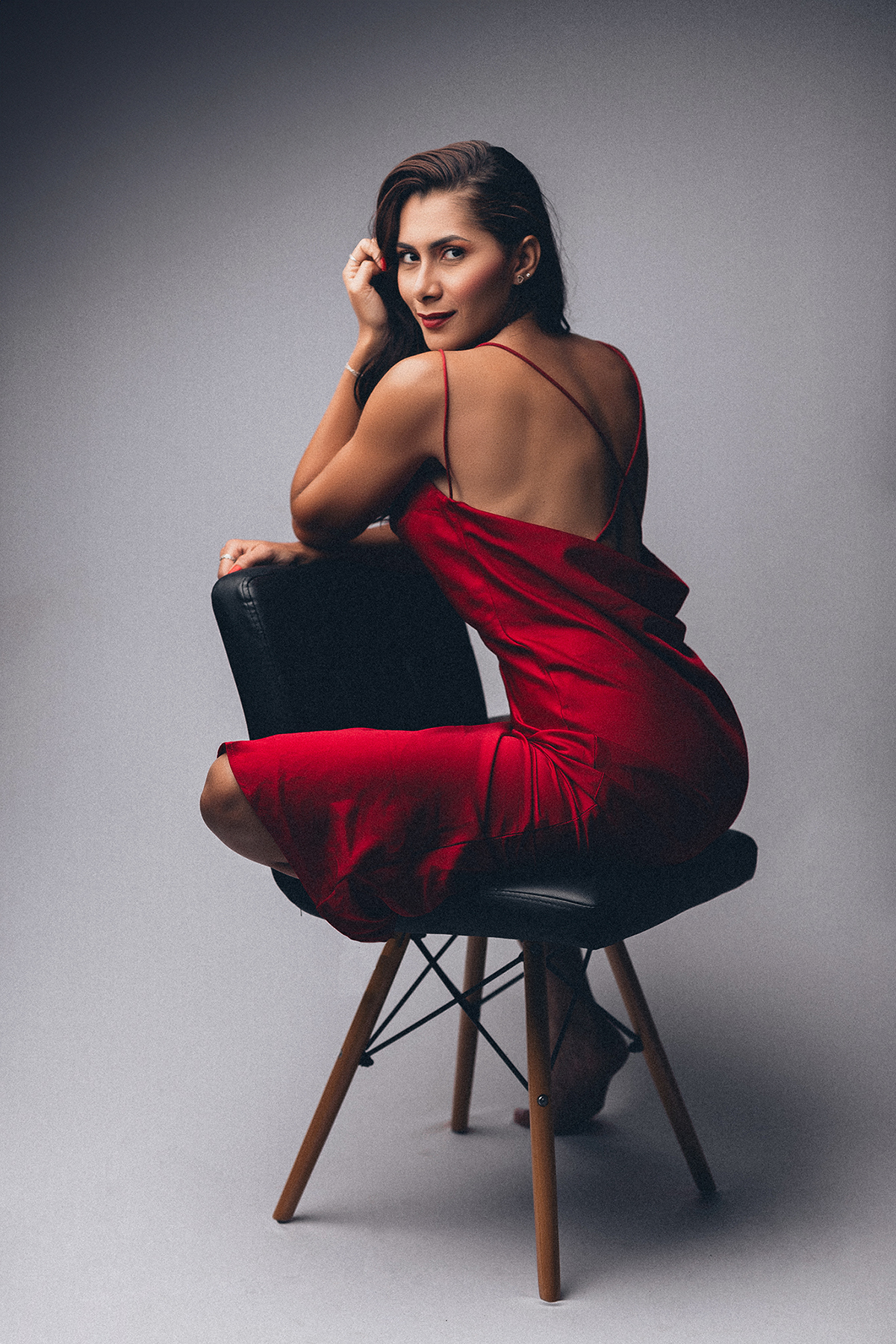 karen, giselly, ensaio, sensual, feminino, xinguara, flaviomarques, fotografias, xinguara, fotos, flavio, fotografo, feminino, ensaio, sensual, fotos, mulhers, aniversário, balões, cabelo, vestido, vermelho