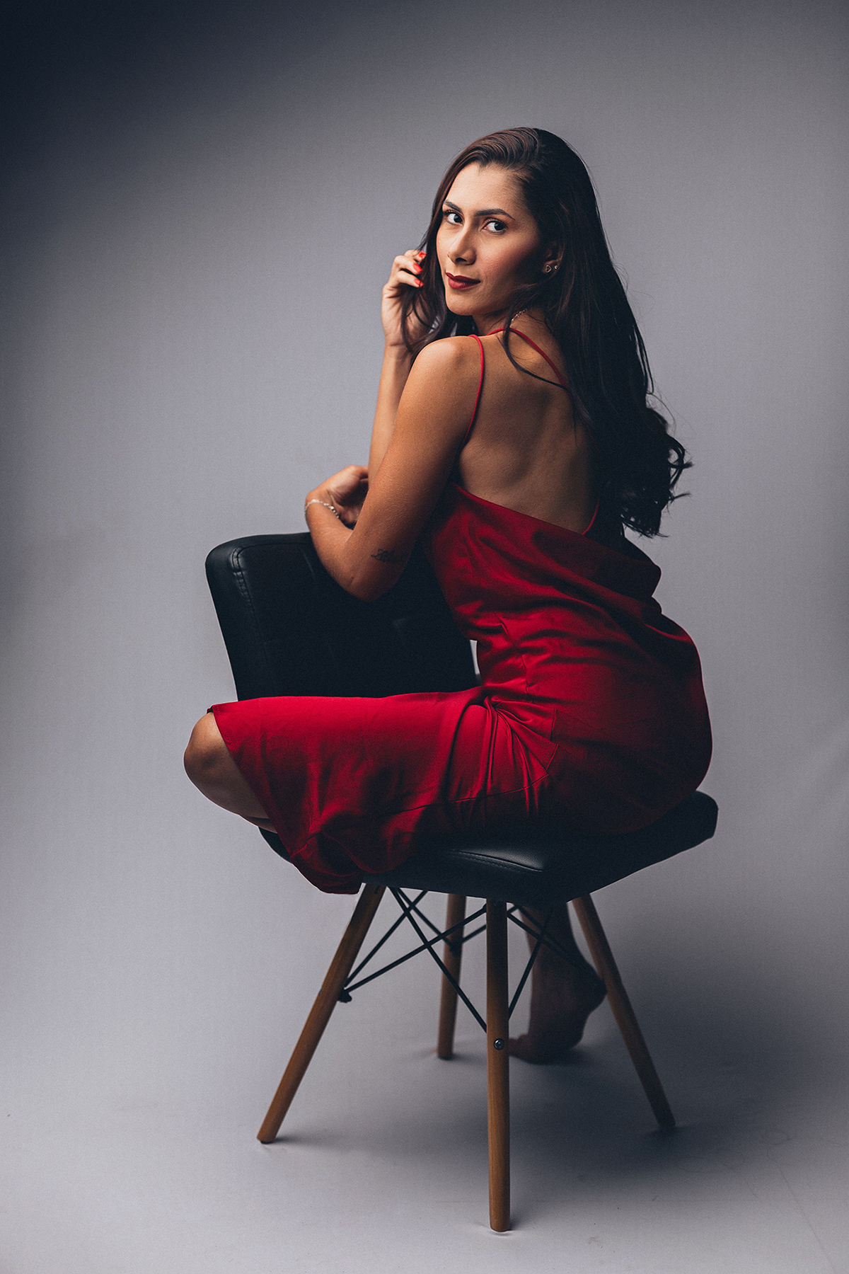 karen, giselly, ensaio, sensual, feminino, xinguara, flaviomarques, fotografias, xinguara, fotos, flavio, fotografo, feminino, ensaio, sensual, fotos, mulhers, aniversário, balões, cabelo, vestido, vermelho