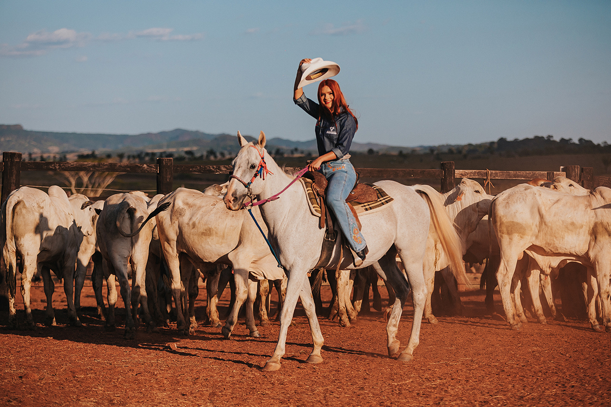 oziane, rainha, fax, xinguara, flaviomarquesfotografias, flavio, marques, instagram, flavio, fotografo, feminino, ensaio, mulheres, maquiagem, agro, boi, vaca, sensual, cabelo, instagram, flaviomarques, flaviomarquesfotografias