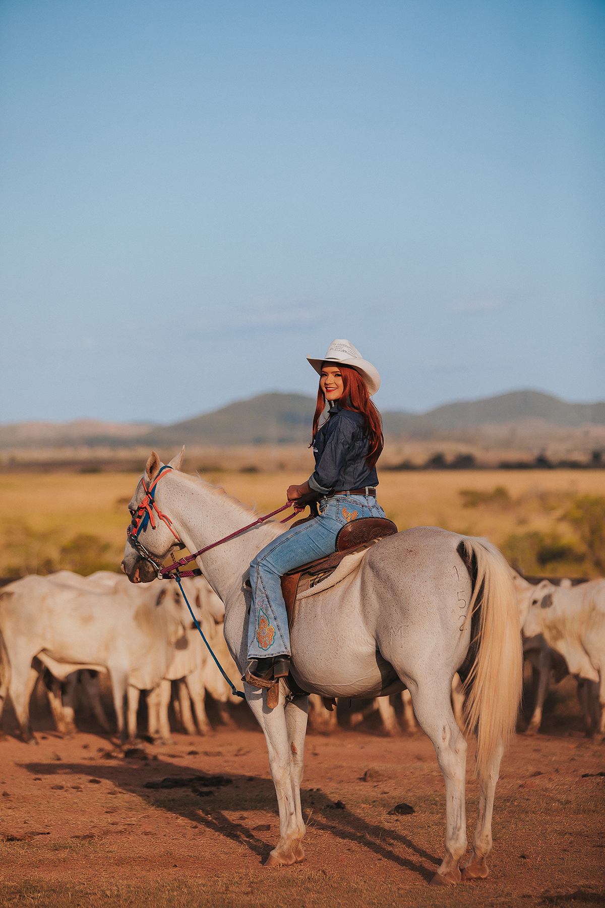 oziane, rainha, fax, xinguara, flaviomarquesfotografias, flavio, marques, instagram, flavio, fotografo, feminino, ensaio, mulheres, maquiagem, agro, boi, vaca, sensual, cabelo, instagram, flaviomarques, flaviomarquesfotografias