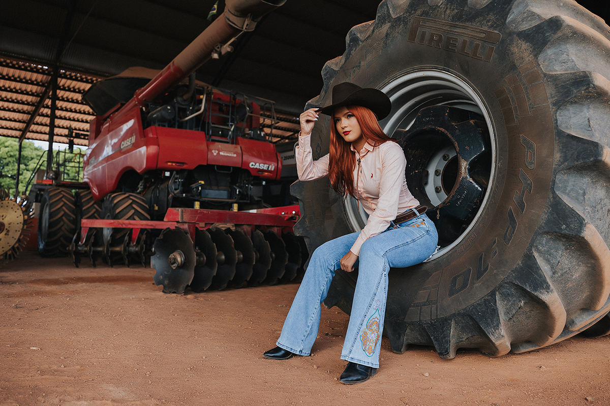 oziane, rainha, fax, xinguara, flaviomarquesfotografias, flavio, marques, instagram, flavio, fotografo, feminino, ensaio, mulheres, maquiagem, agro, boi, vaca, sensual, cabelo, instagram, flaviomarques, flaviomarquesfotografias