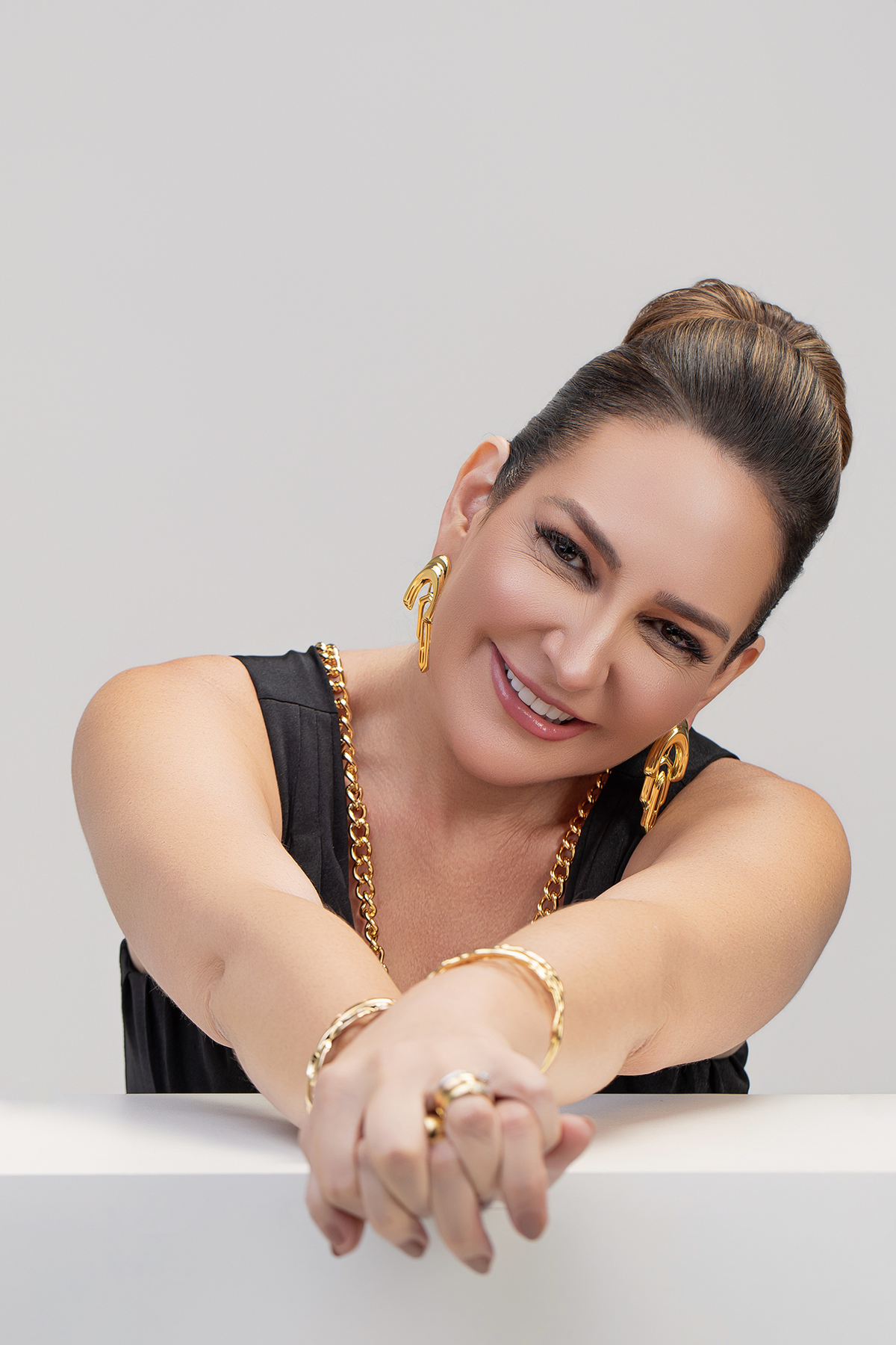 Dra Karina Vuolo, ensaio, feminino, mulher, JK vuolo, joias, cop30, ensaio karina vuolo, fotografo flaviomarquesfotografias, ensaio, feminino, mulher, xinguara, beleza, posicionamento de marca, perfil criativo, ensaio make